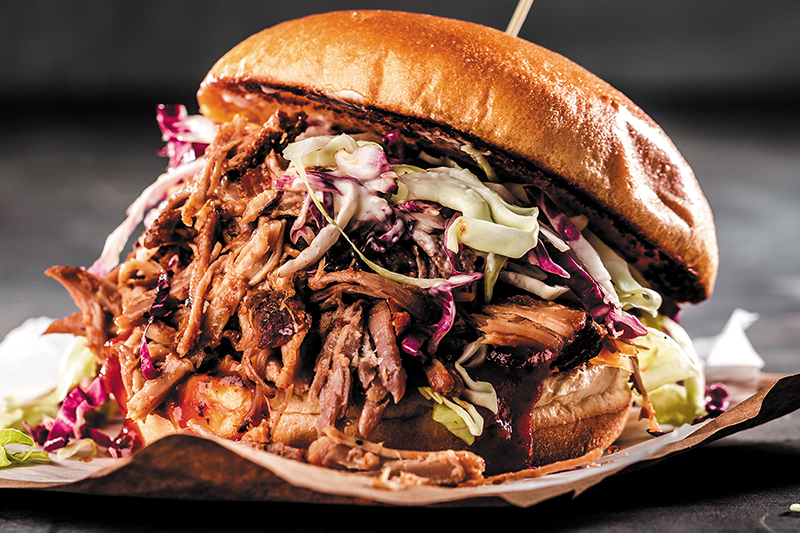 PULLED PORK Z KARCZKU WIEPRZOWEGO