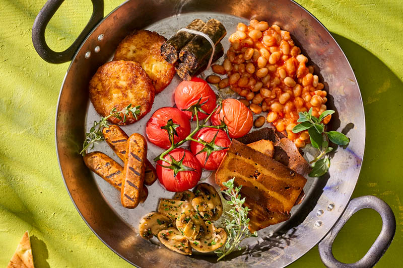 ROŚLINNE ŚNIADANIE W STYLU ANGIELSKIM