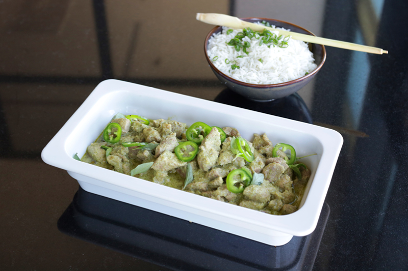 ZIELONE TAJSKIE CURRY Z WIEPRZOWINĄ