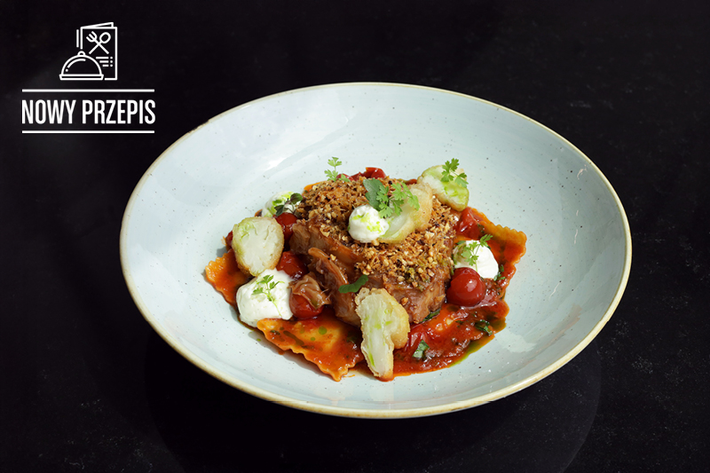 GICZ JAGNIĘCA Z QUADRONI, PARMEZANOWĄ PIANĄ  I PANIEROWANYM KALAFIOREM