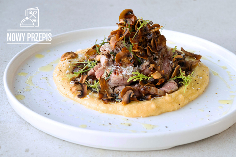 ŚWIECA WOŁOWA Z POLENTĄ, SOSEM BORDELAISE  I PIECZARKOWYM CHIPSEM